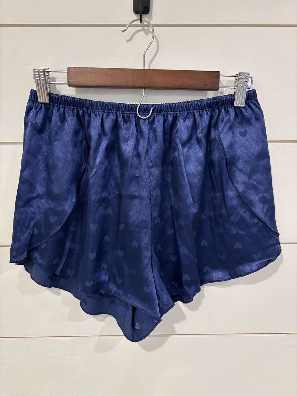 Splendid Navy Satin Heart Pajama Shorts NWT Size Small
